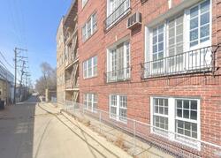 Pre-foreclosure in  Ridge Ave s Evanston, IL 60202