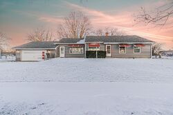 Pre-foreclosure in  Stratford Cir Streamwood, IL 60107
