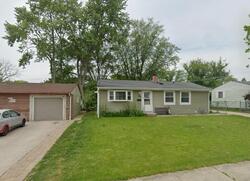 Pre-foreclosure in  Jackson Ave Carpentersville, IL 60110
