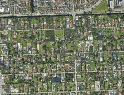 Pre-foreclosure in  Sw 45th St Miami, FL 33175