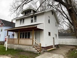 Neland Ave Se, Grand Rapids MI