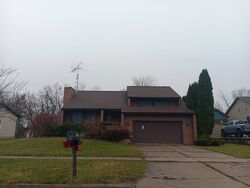  N Hampton Dr, Durand MI