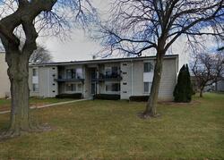 Pre-foreclosure in  Kennedy Cir Unit 3 Warren, MI 48093