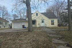 Pre-foreclosure in  E Pine St Fremont, MI 49412
