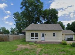 Pre-foreclosure in  Nelson Ave Belgrade, MN 56312