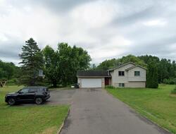 Pre-foreclosure in  Evergreen Trl North Branch, MN 55056