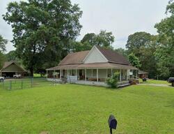 Pre-foreclosure in  Kellum Dr Saltillo, MS 38866
