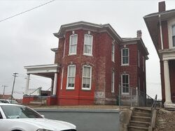 Pre-foreclosure in  N 10th St Saint Joseph, MO 64501