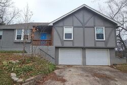  Sw 23rd St, Blue Springs MO
