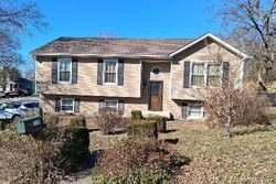 Pre-foreclosure in  Wilshire Pl Herculaneum, MO 63048