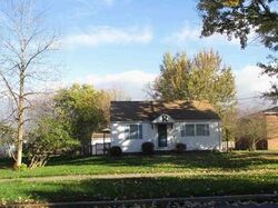 Pre-foreclosure in  E High St Lockport, NY 14094