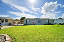 Pre-foreclosure in  Silver Lake Dr Kissimmee, FL 34744