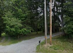 Pre-foreclosure in  Franklin Rd Cranberry Twp, PA 16066