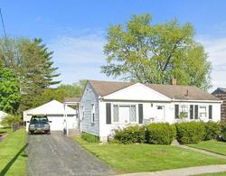  Holgate Ave, Maumee OH