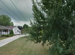 Pre-foreclosure in  Pinecrest Ave Youngstown, OH 44515
