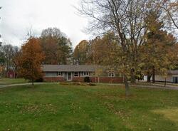 Pre-foreclosure in  Dixon Rd Willoughby, OH 44094
