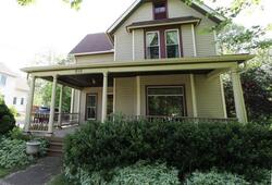  South St, Chardon OH