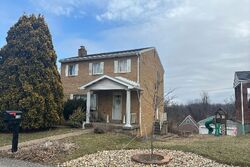Pre-foreclosure in  Euclid Ave Mc Kees Rocks, PA 15136