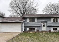 Pre-foreclosure in  Bonnies Cir Baltic, SD 57003