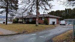 Pre-foreclosure in  Lincoln St Bethlehem, PA 18017