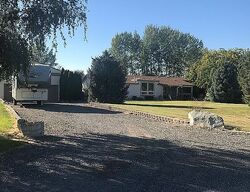 Pre-foreclosure in  N Wenas Rd Selah, WA 98942