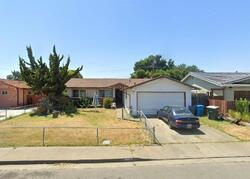 Pre-foreclosure in  Stanford Dr Vallejo, CA 94589