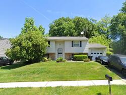 Pre-foreclosure in  Darlene Dr Clinton, MD 20735