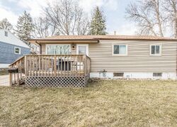 Pre-foreclosure in  S Bahnson Ave Sioux Falls, SD 57103