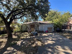 Pre-foreclosure in  Tallman St Fort Worth, TX 76119