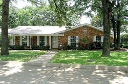  S Pecan St, Arlington TX