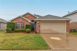 Pre-foreclosure in  Breeders Cup Dr Fort Worth, TX 76179
