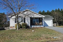 Pre-foreclosure in  Coralberry Dr Martinsburg, WV 25401