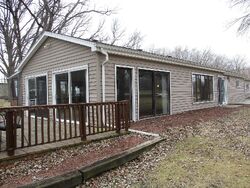 Pre-foreclosure in  N La Rocque River Dr Clifton, IL 60927