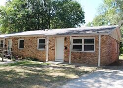 Pre-foreclosure Listing in N Linview Ave URBANA, IL 61801