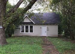 Pre-foreclosure in  N 15th St Waco, TX 76707