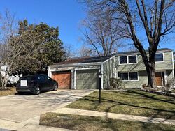 Pre-foreclosure in  Flamepool Way Columbia, MD 21045
