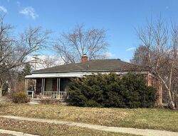 Pre-foreclosure in  Eastlawn Ave Wayne, MI 48184