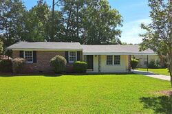Pre-foreclosure in  Bartlett Dr Savannah, GA 31404