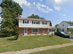 Pre-foreclosure in  Stinsford Rd Newark, DE 19713
