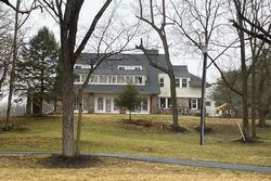 Pre-foreclosure in  Saddlebrook Pl Leesburg, VA 20176