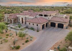 Pre-foreclosure in  E Sonoran Trl Scottsdale, AZ 85266