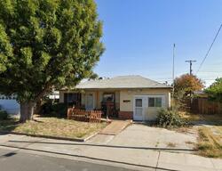 Pre-foreclosure in  Jessie Ave Manteca, CA 95337