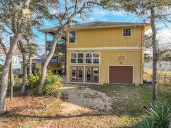 Pre-foreclosure in  Armand Beach Dr Palm Coast, FL 32137
