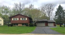 Pre-foreclosure in  Panorama Dr Rockford, IL 61109