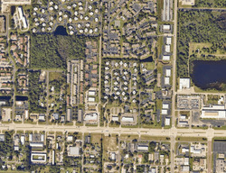 Pre-foreclosure in  Vista Oaks Cir Ne Palm Bay, FL 32905