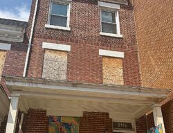 Pre-foreclosure in  Champlain St Nw Washington, DC 20009