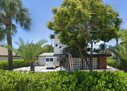 Pre-foreclosure in  Ne 20th Ave Fort Lauderdale, FL 33306
