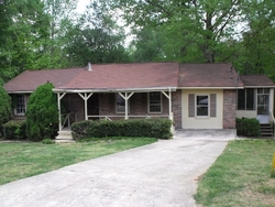 Pre-foreclosure in  Devonshire Dr Jonesboro, GA 30238