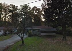 Pre-foreclosure in  Garner Rd Sw Mableton, GA 30126