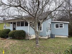 Pre-foreclosure in  Turner St Cedartown, GA 30125